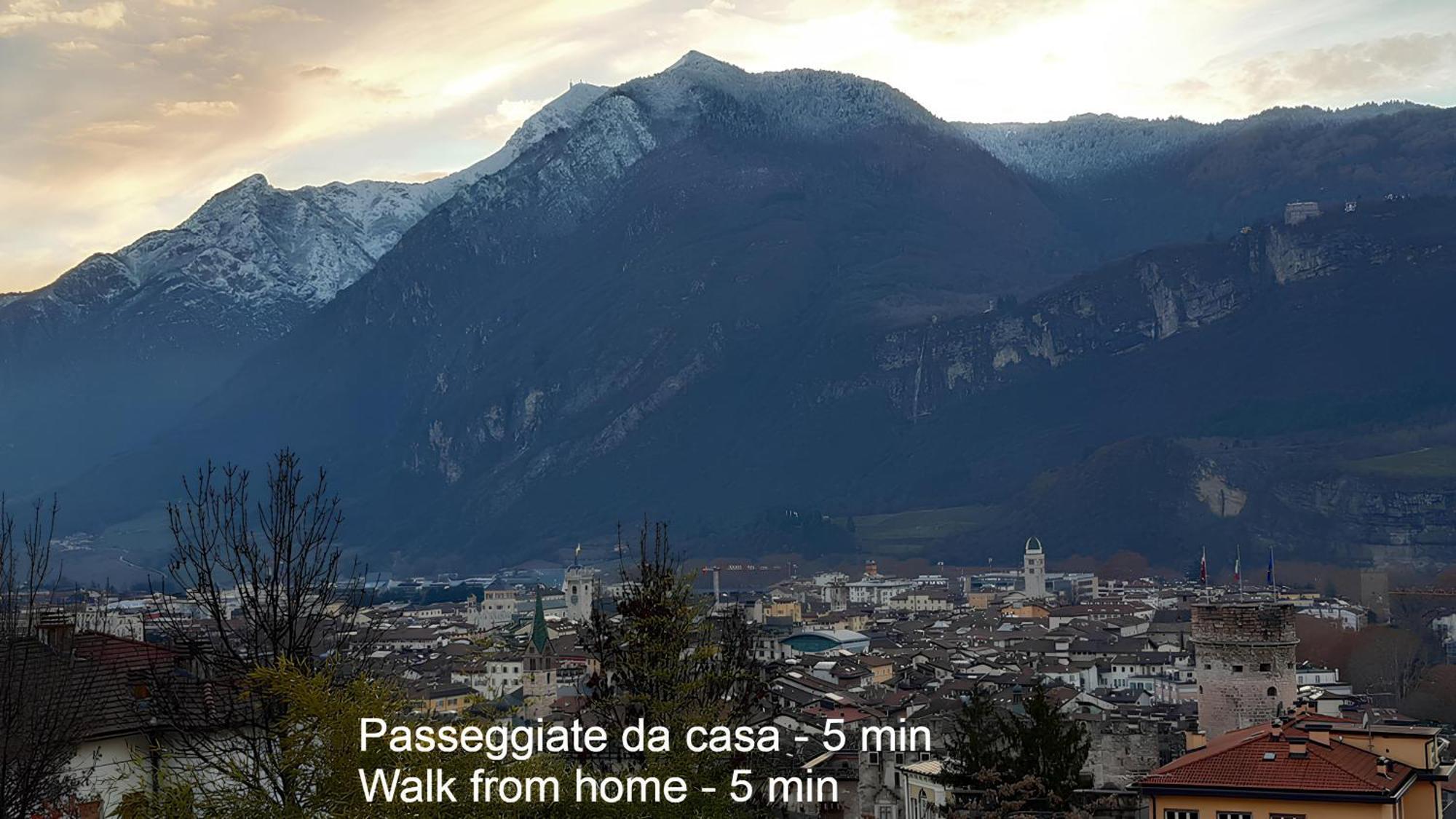 Over The Castle Apartment Trento Ngoại thất bức ảnh
